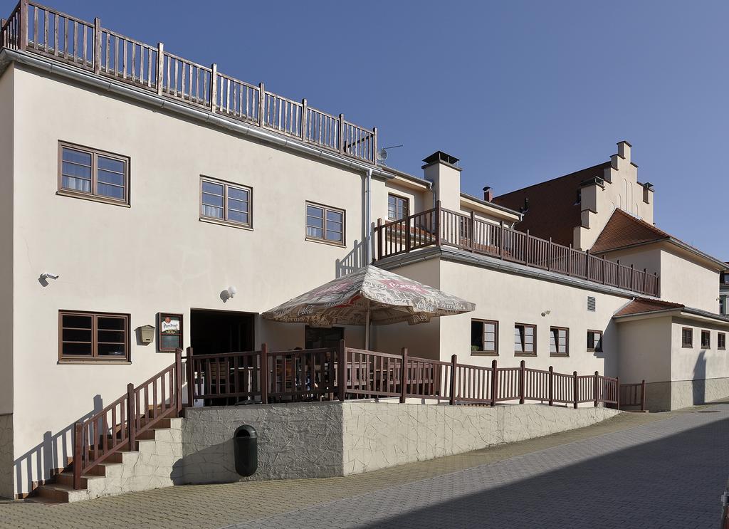 Hotel Zlata Hvezda Vimperk Dış mekan fotoğraf